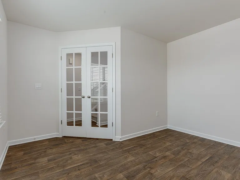 242 Carrington Dr — Photo 10