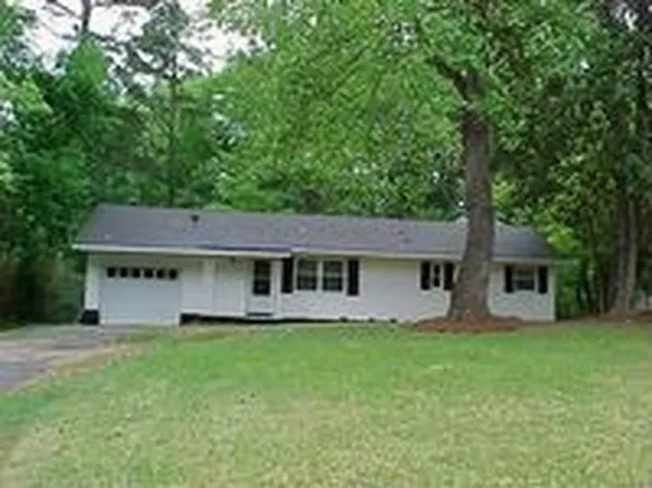 5006 Kenview St, Greensboro, NC 27410