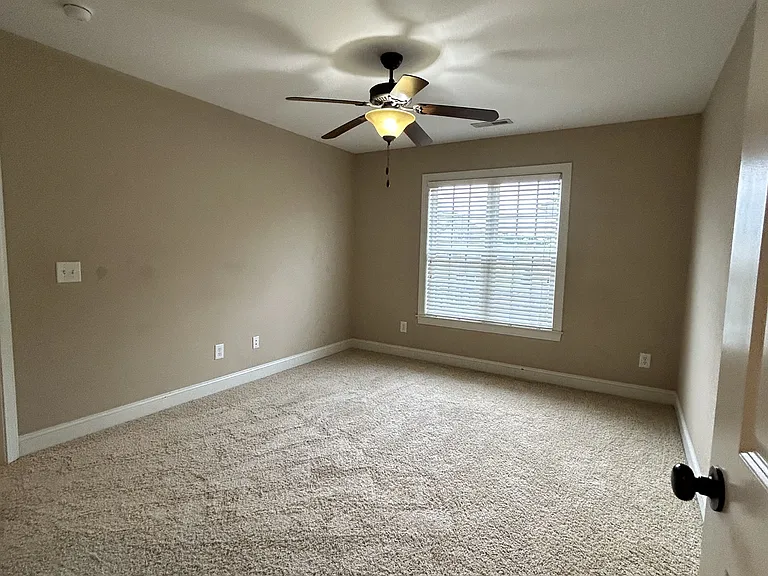 1629 Brook Hollow Dr #A — Photo 16
