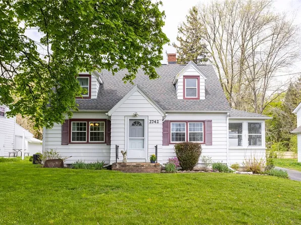 2742 Chili Ave, Rochester, NY 14624