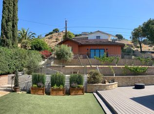 2748 N Kenneth Rd, Burbank, CA 91504