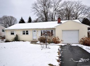 45 Elliott Dr, Plantsville, CT 06479