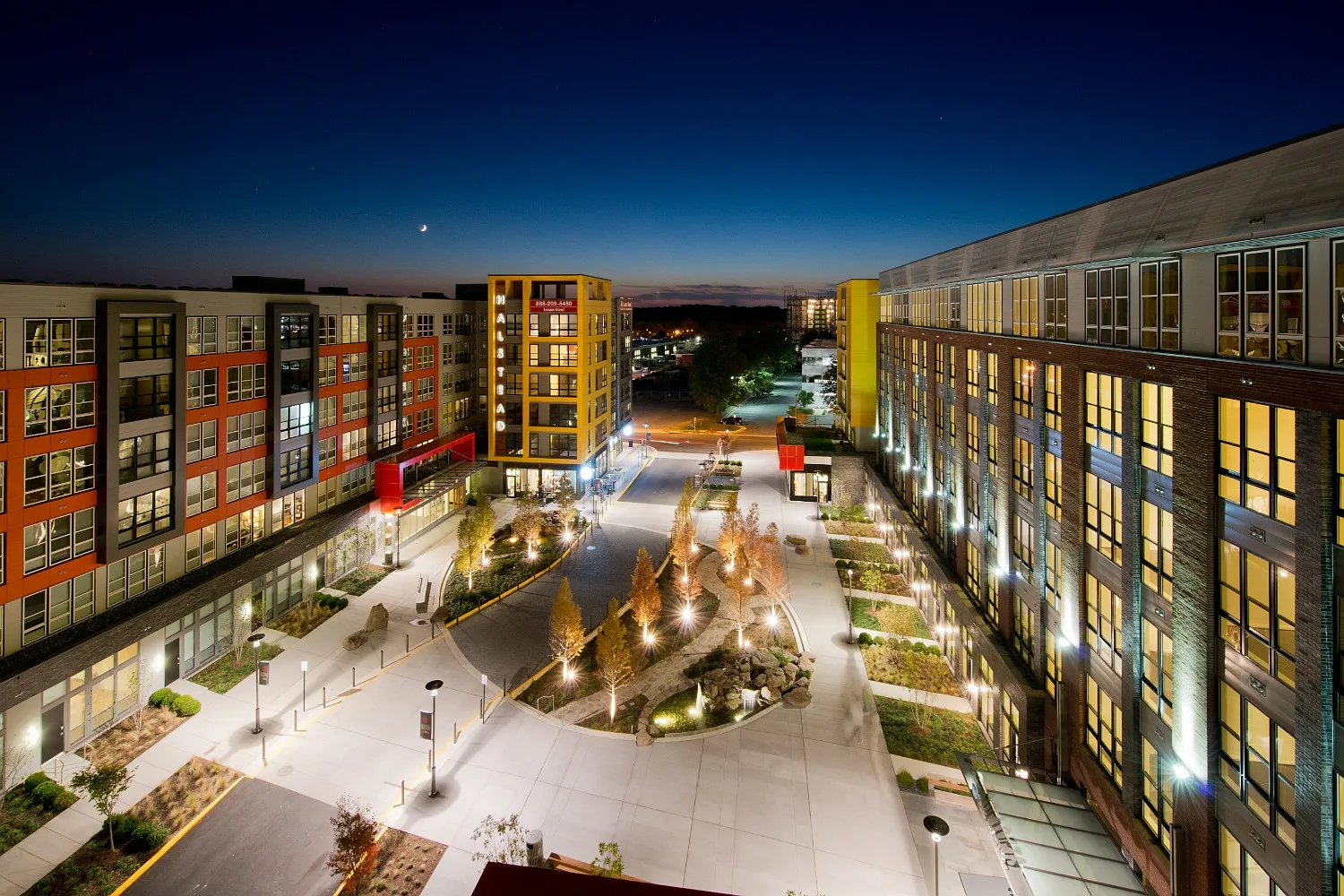 Halstead Square - Lotus & Lofts — Photo 4