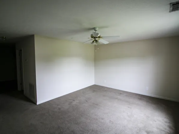 The Oaks - 825, 825 Kinniard Rd #B, Cookeville, TN 38501