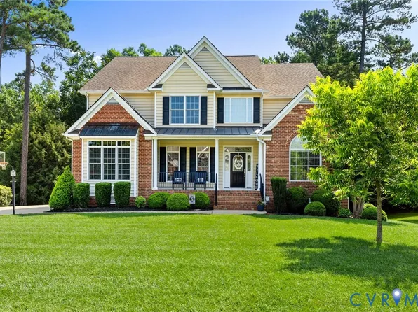 5725 Trail Ride Dr, Moseley, VA 23120