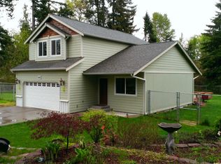 980 Tipsoo Loop N, Rainier, WA 98576