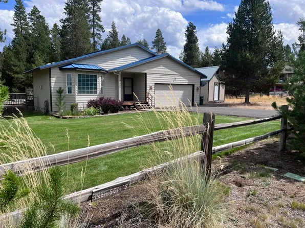 55456 Gross Dr, Bend, OR 97707