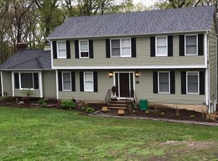 22 Jodie Ln, Shelton, CT 06484