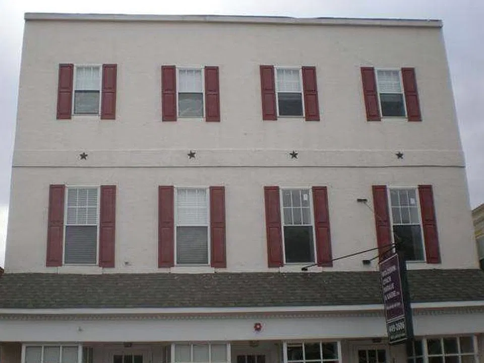20 W Main St #301