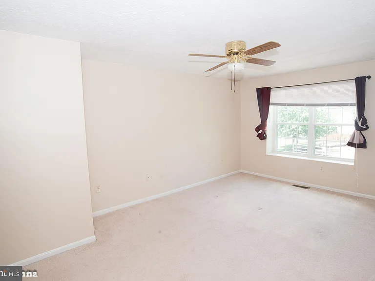 6128 Hoskins Hollow Cir #B — Photo 26