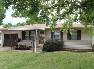 2473 Belmont Blvd, Salina, KS 67401