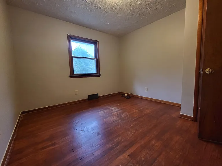 1576 Overlook Dr — Photo 9