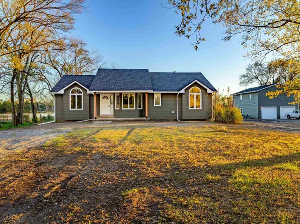 9530 S Pattie Ave, Haysville, KS 67060