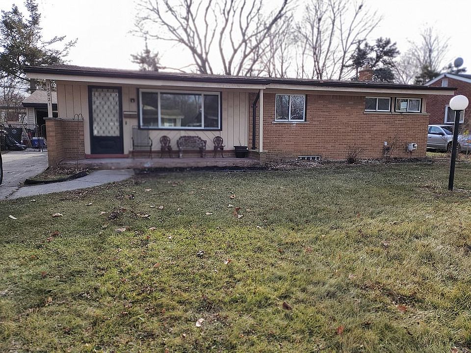 Front yard.