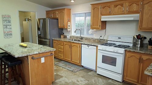 3rd image of 1050 Borregas Ave Spc 14