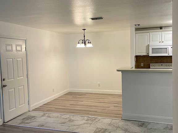 3rd image of 1400 Gandy Blvd N Unit 803