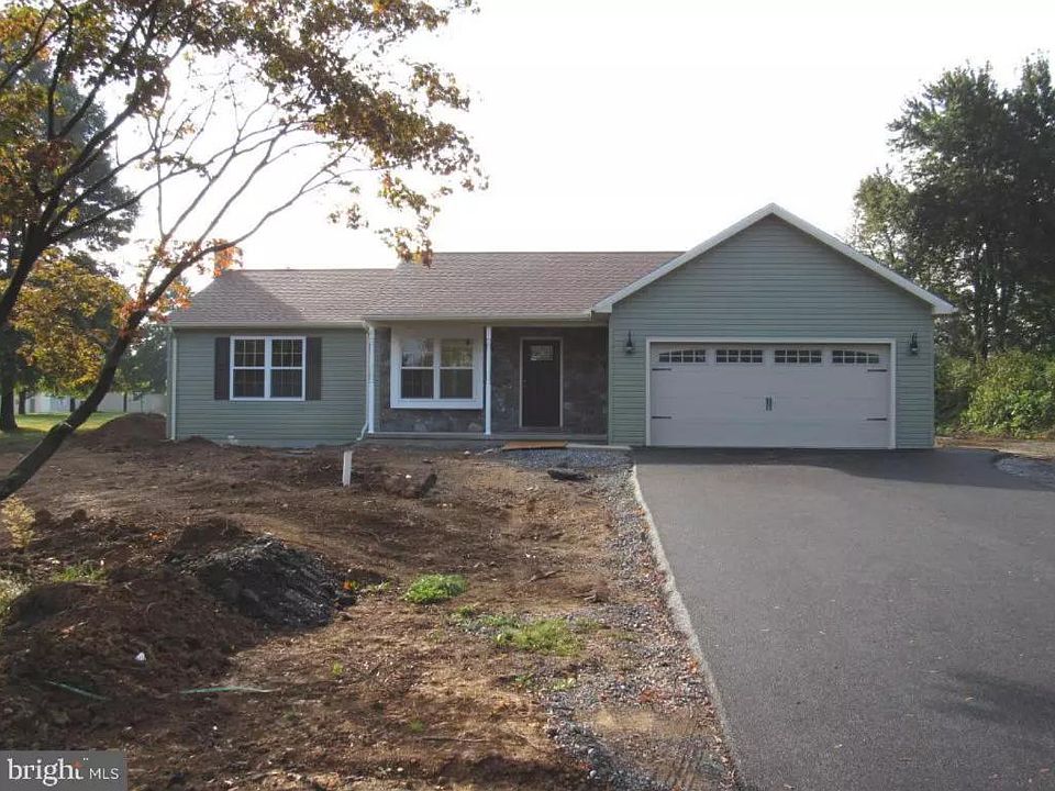 1st image of 42108 Valley Dr