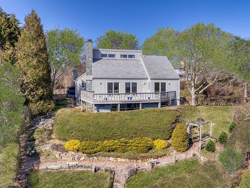 1st image of 61 Adams Dr