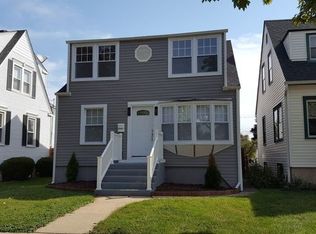 3441 N Panama Ave, Chicago, IL 60634
