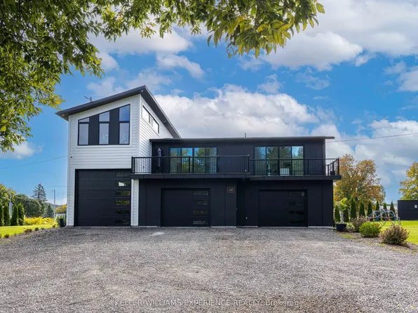1055 Henry St, Tay, ON L0L 1P0