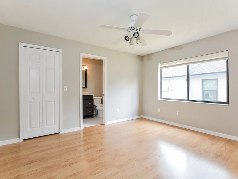 1058 Dees Dr — Photo 11
