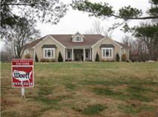 18362 County Highway 22, Nashville, IL 62263