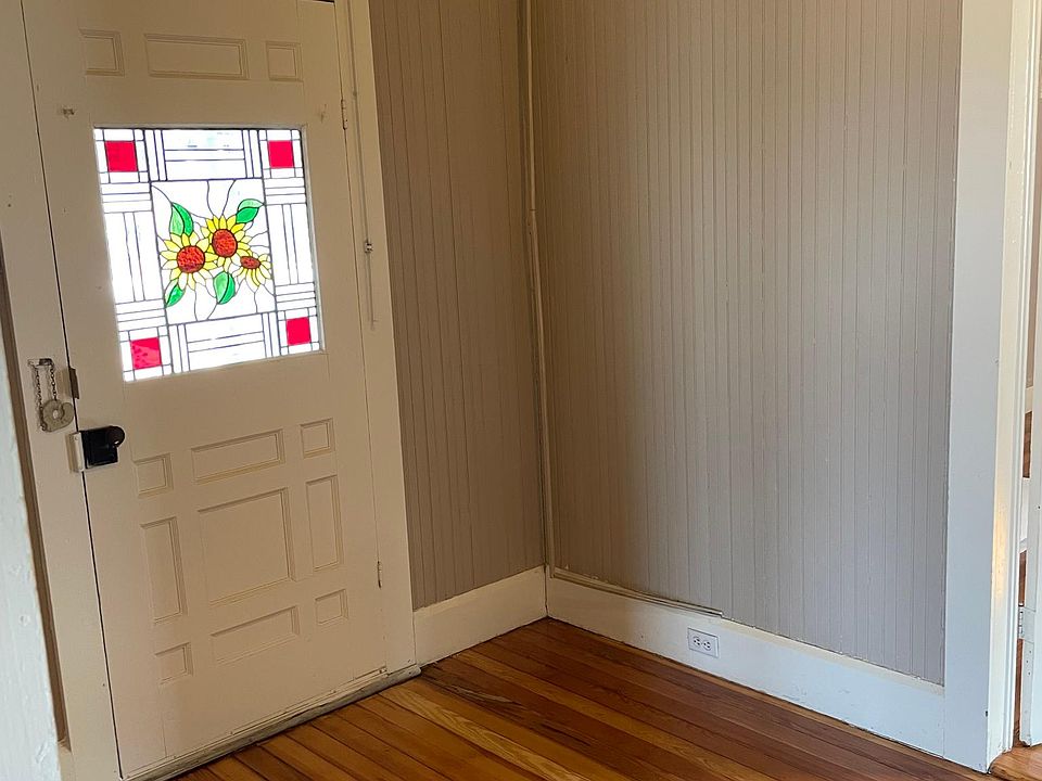 526 6th St, Comfort, TX 78013 Zillow