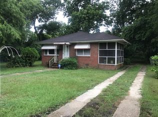215 Munnerlyn St, Bishopville, SC 29010