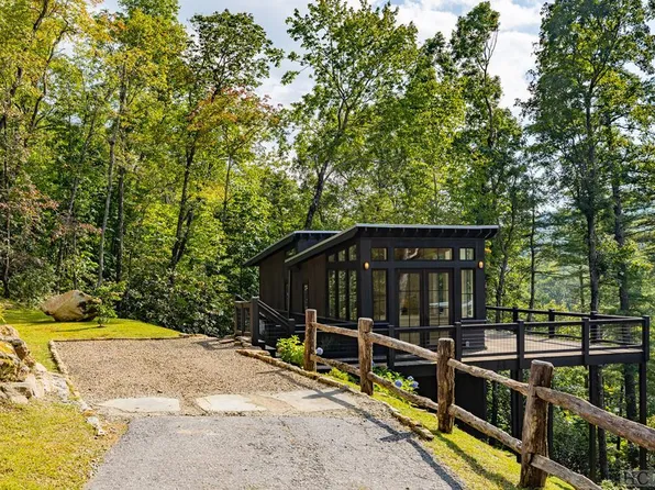 256 Rock Face Trail, Highlands, NC 28741