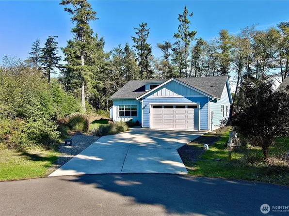 726 Trinity Court, Ocean Shores, WA 98569