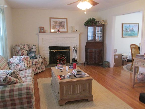 Living Room with Fireplace