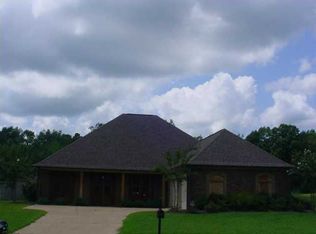 103 Stonebrook Dr, Florence, MS 39073