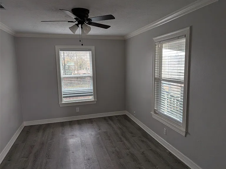 2513 Kowis St #B — Photo 5