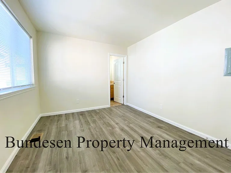747 Fresno Ave — Photo 10