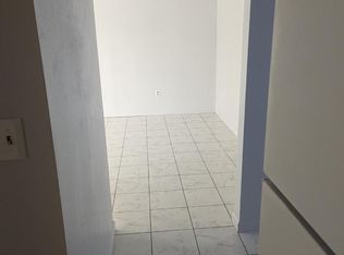 2061 Industrial Blvd APT 3, Lake Havasu City, AZ 86403