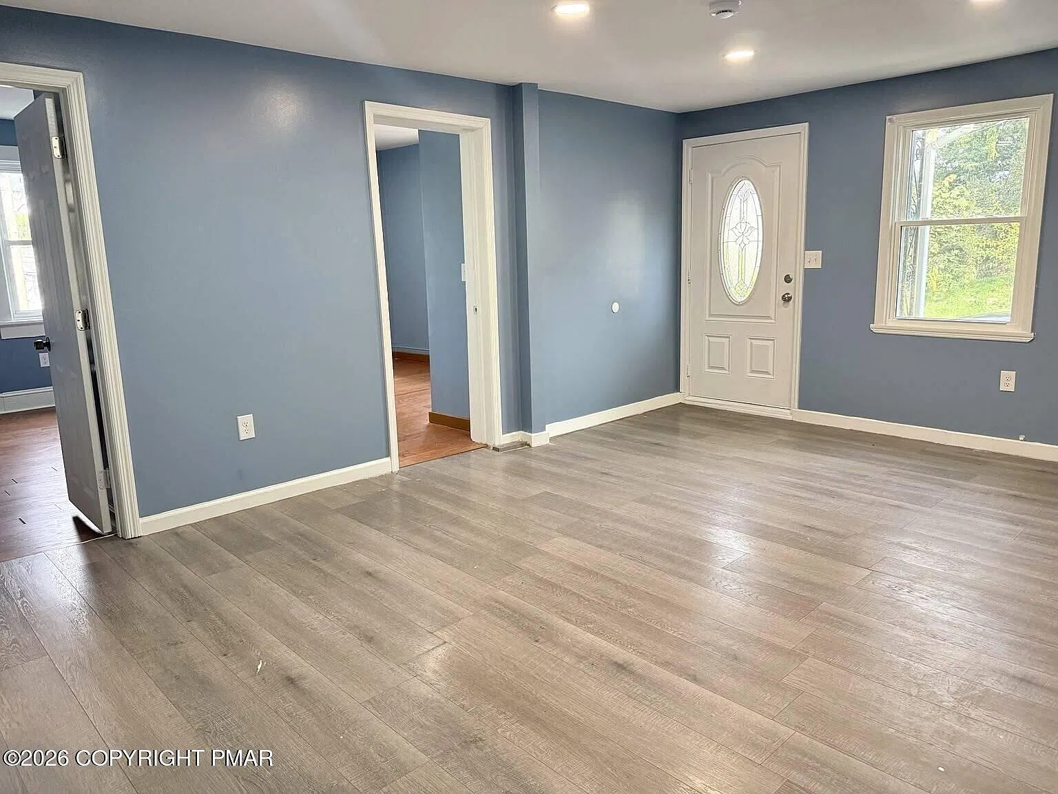 3 bed, 1.0 bath, 1630 sqft, $1,600 — Photo 3