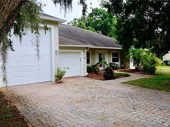 2nd image of 310 Jennifer Dr
