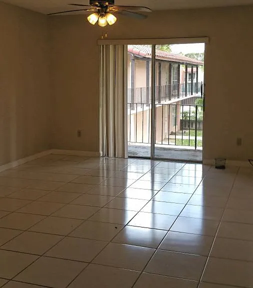 10786 N Kendall Dr #D14 — Photo 16