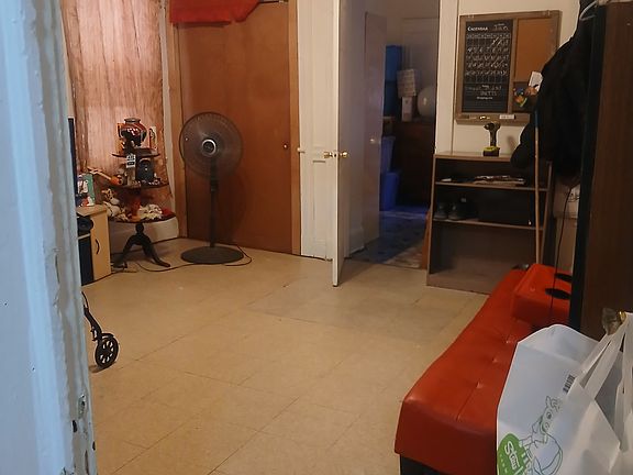 2nd image of 61 Park Hill Ave APT 1