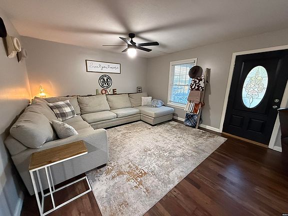 2nd image of 8799 Meadowlark Cir