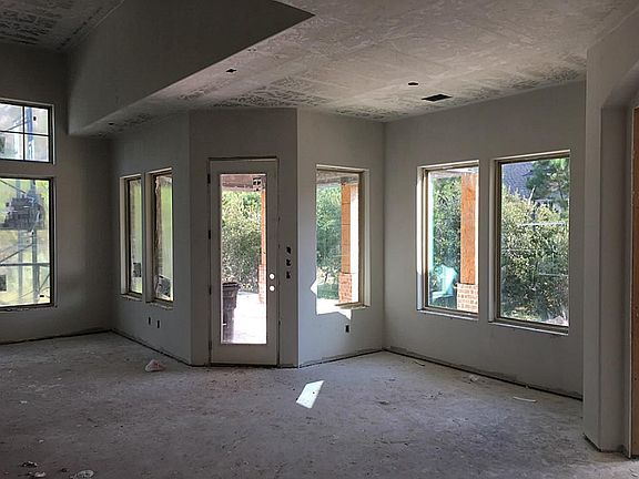 5th image of 1214 Belgravia Way