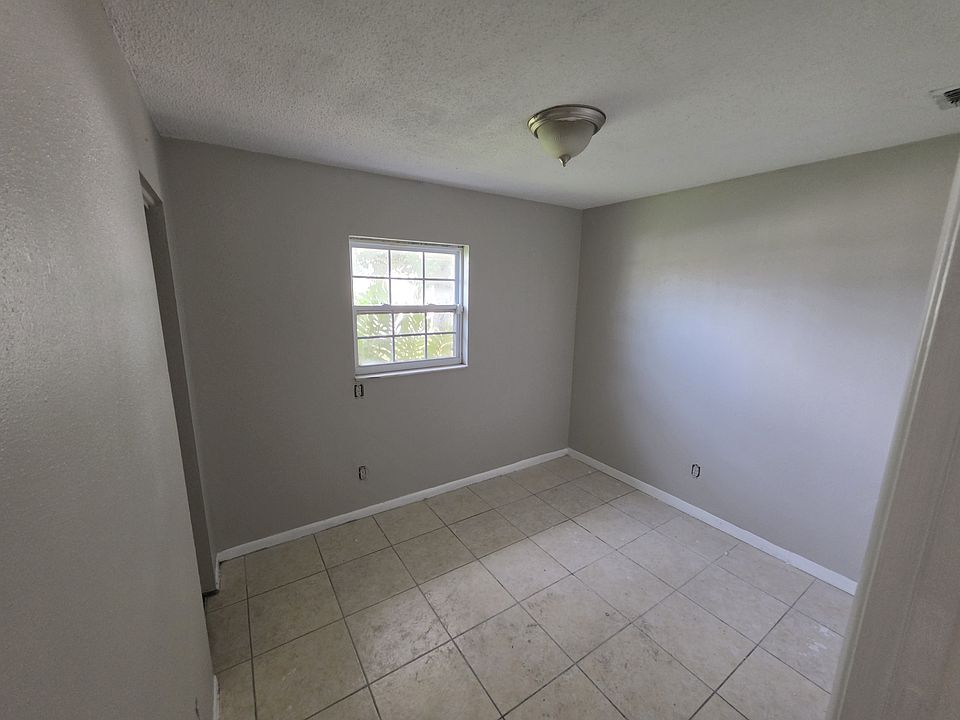 1st image of 2224 Duskin Ave #1