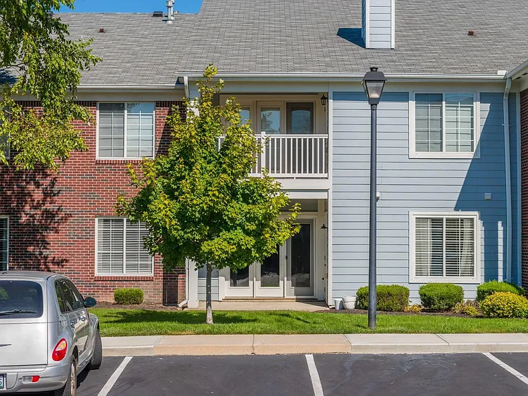 3048 Westminster Dr #101 — Photo 40
