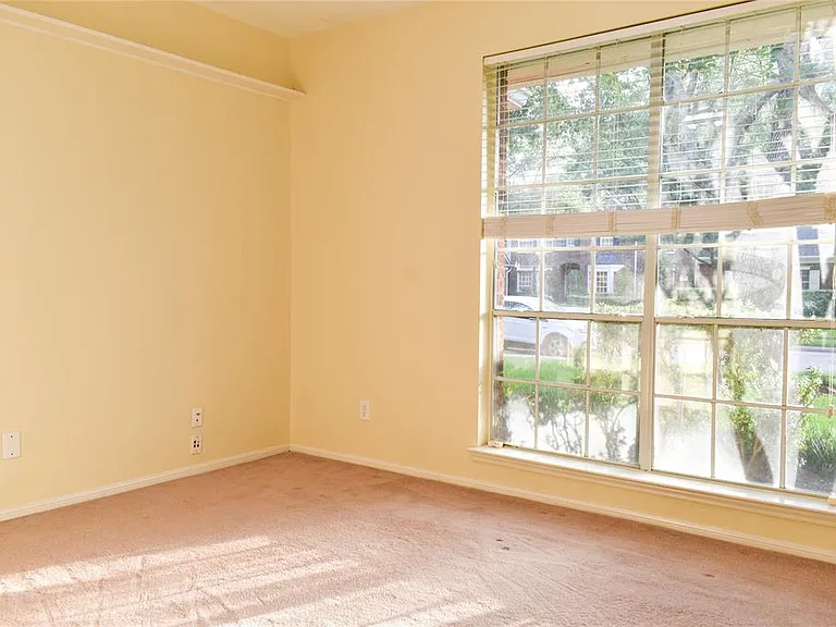 3215 Quiet Lake Dr — Photo 8