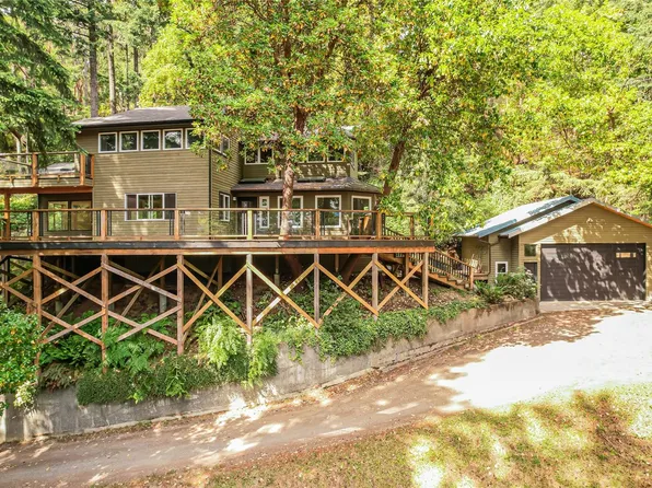 171 Lautman Dr, Saltspring Island, BC V8K 2C2