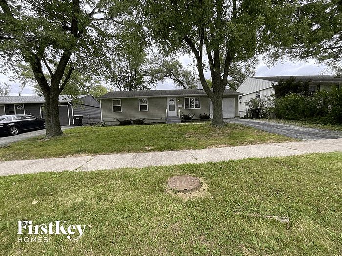 1st image of 23 S Sycamore Ln