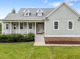 100 Virginia Lee Ln, Efland, NC 27243
