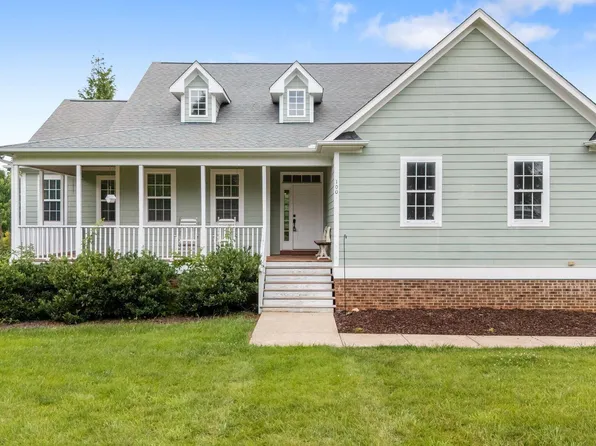 100 Virginia Lee Ln, Efland, NC 27243