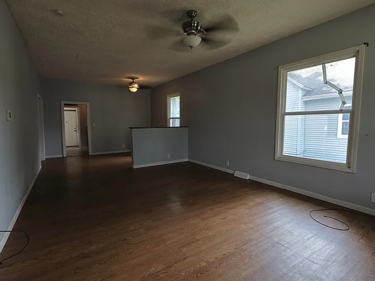 604 N 12th St #1 — Photo 5