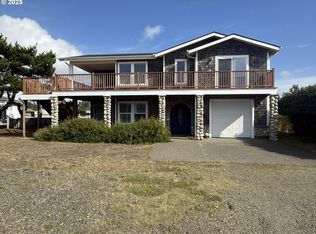 35210 F Pl, Ocean Park, WA 98640
